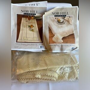 Vintage Linen Lot